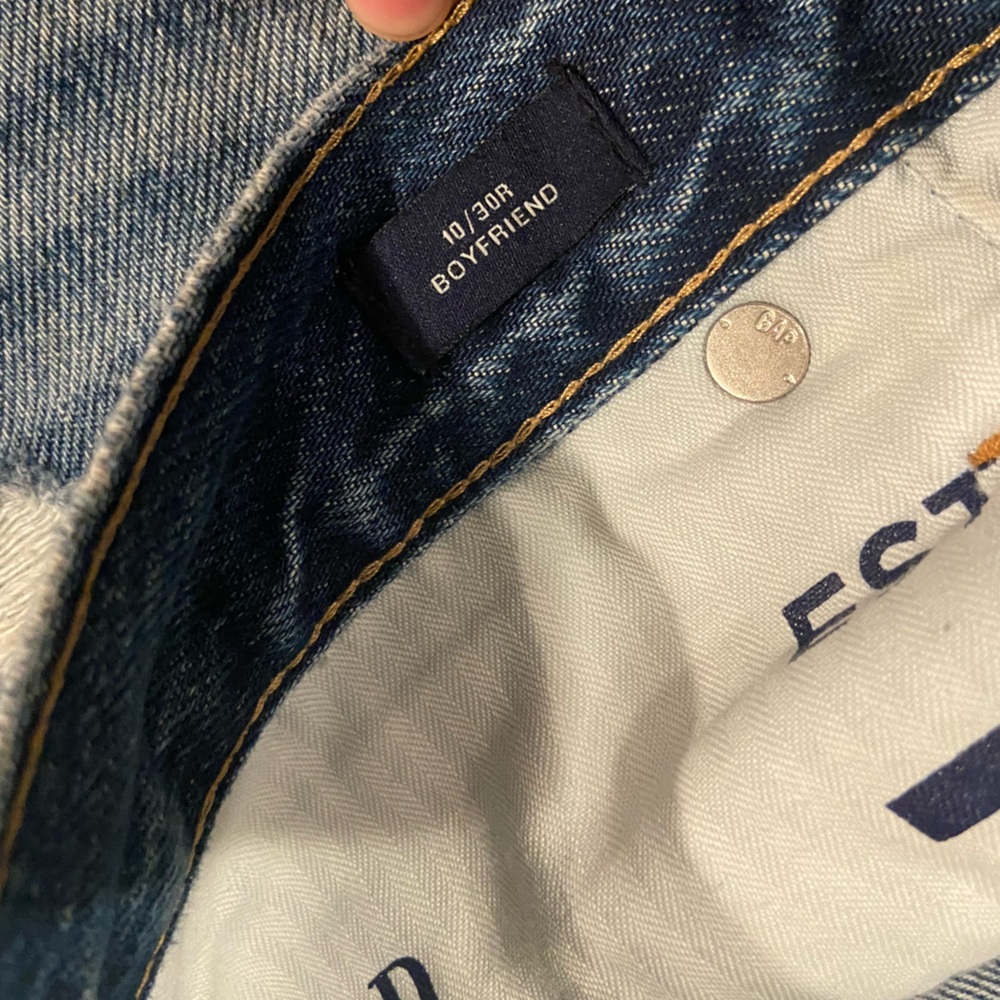 GAP Women's High-Rise Distressed Straight Jeans - Light Blue - Picture 4 of 4
